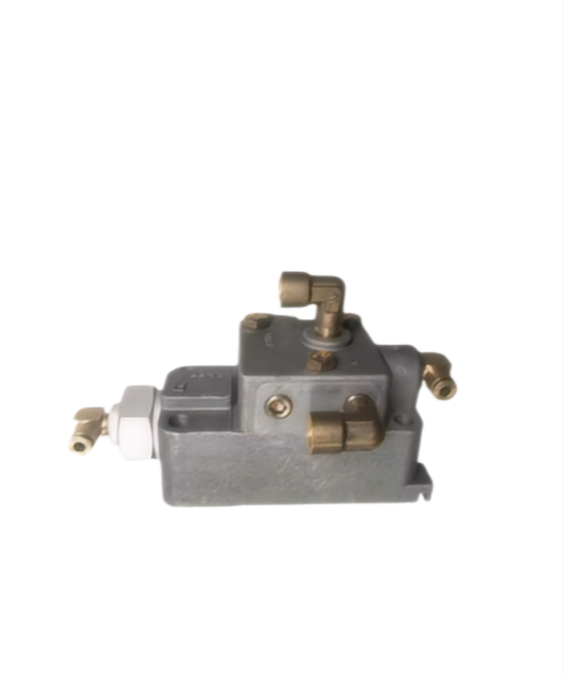 TRUCK CRANE PARTS HIGH AND LOW SPEED CONVERSION VALVE OF THE TRANSMISSION
